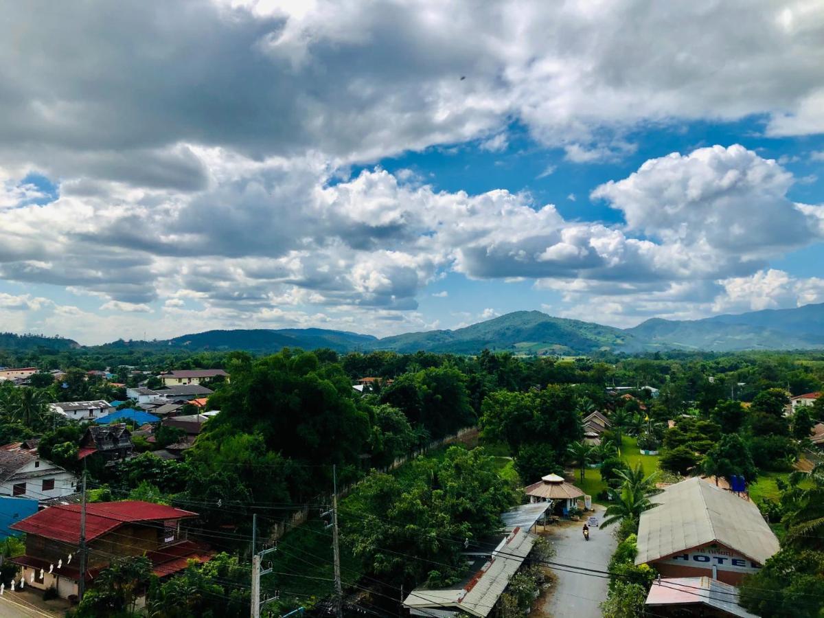 Chiangkhong Teak Garden Riverfront Onsen Hotel- Sha Extra Plus Chiang Khong Exterior foto