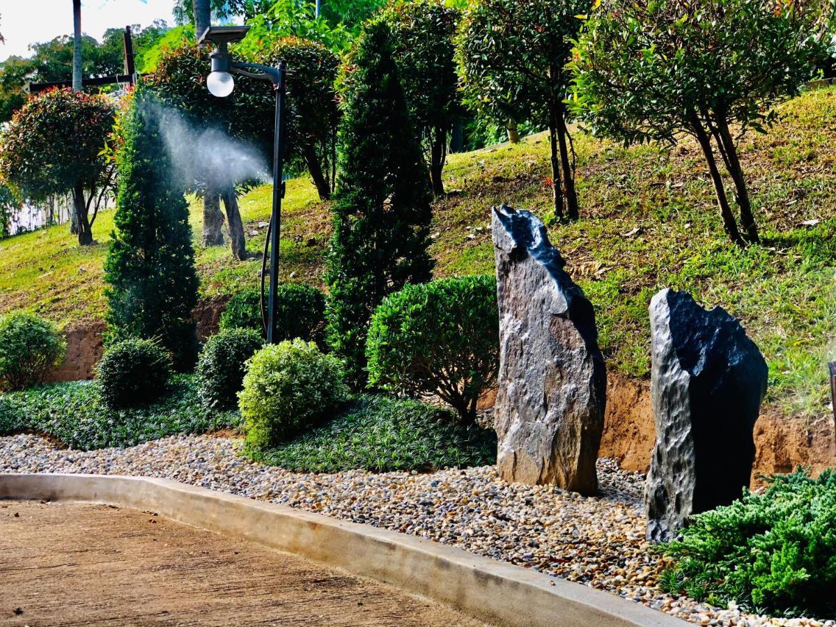 Chiangkhong Teak Garden Riverfront Onsen Hotel- Sha Extra Plus Chiang Khong Exterior foto